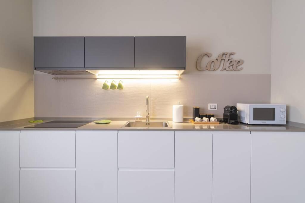 Apartment Rent Casa Almika De Miccolis Бари Екстериор снимка