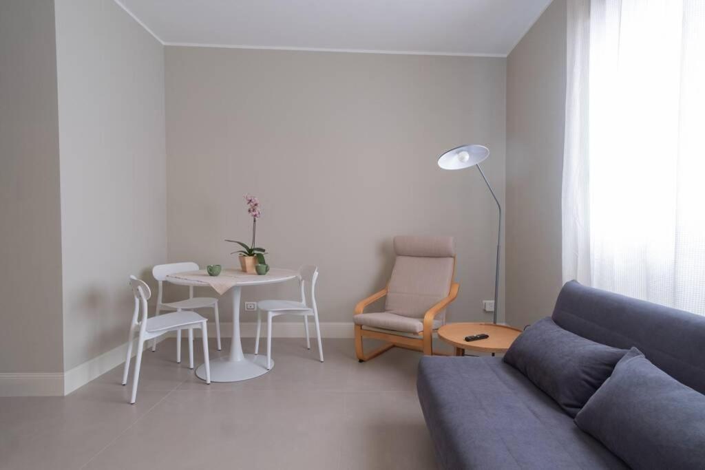 Apartment Rent Casa Almika De Miccolis Бари Екстериор снимка